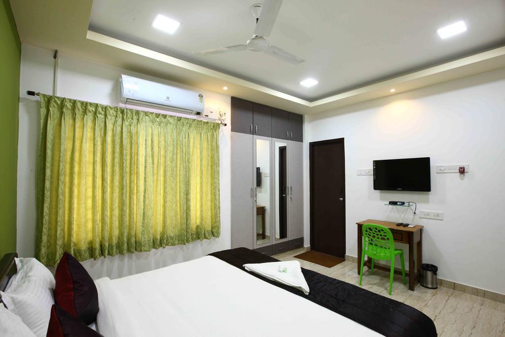 Apartment Sreedevi Residency *