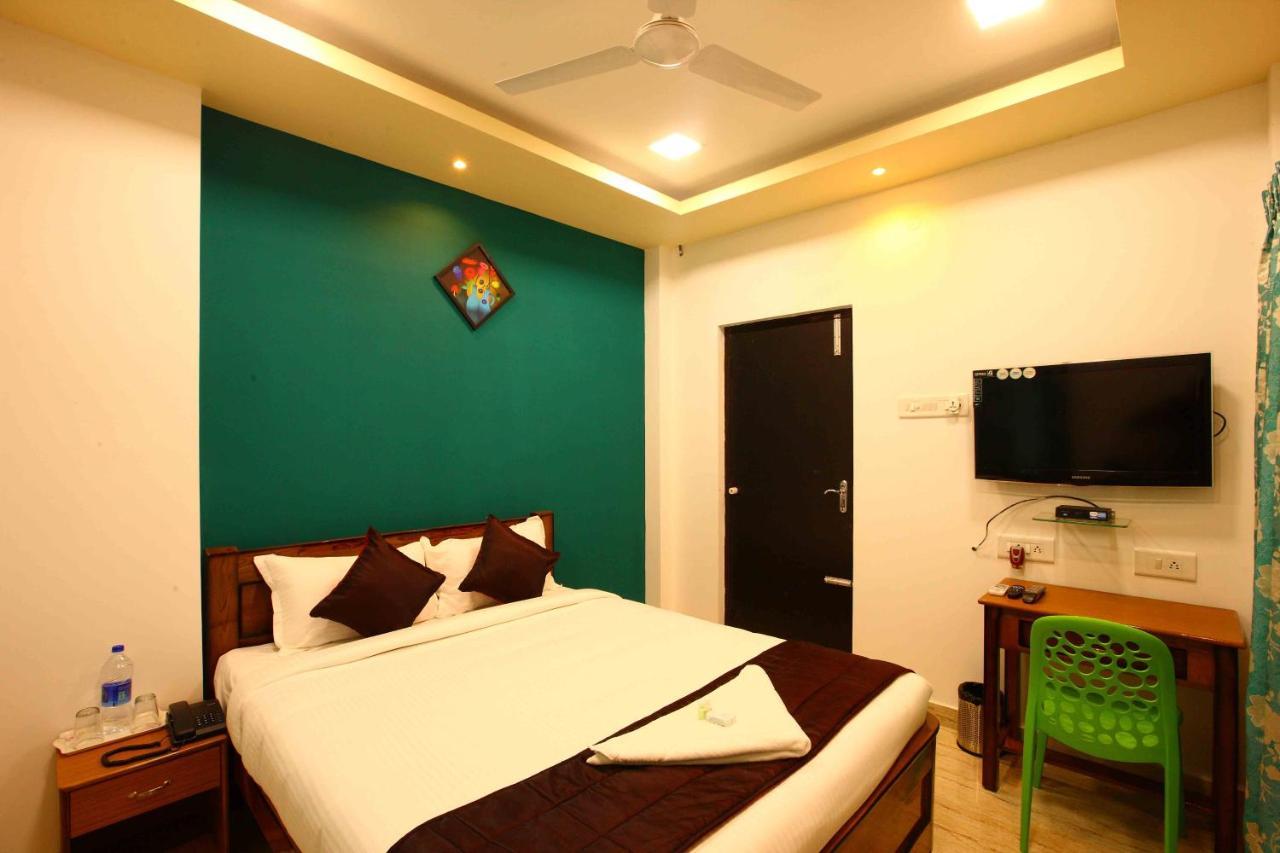 Apartment Sreedevi Residency *