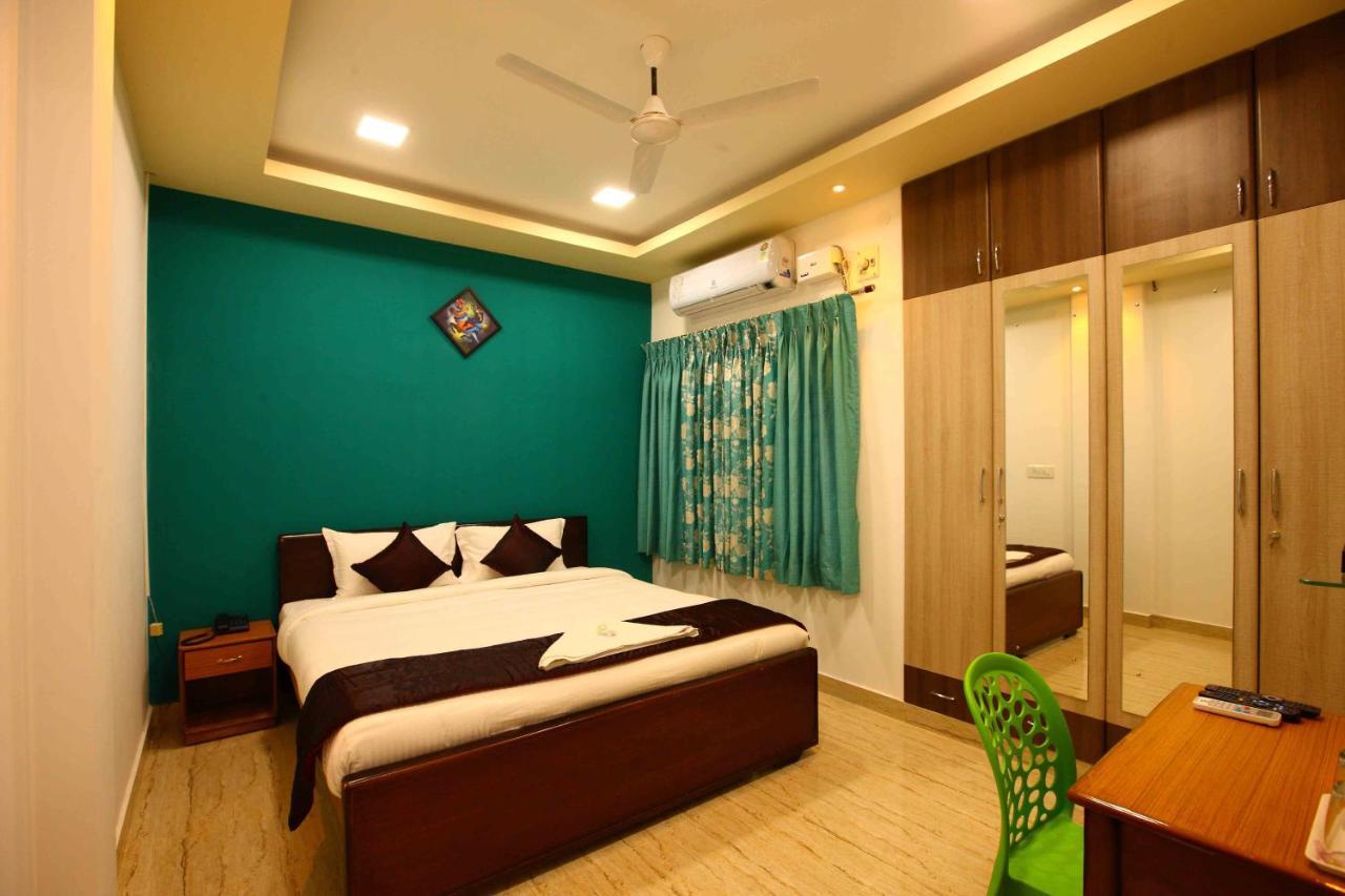Sreedevi Residency Apartment *